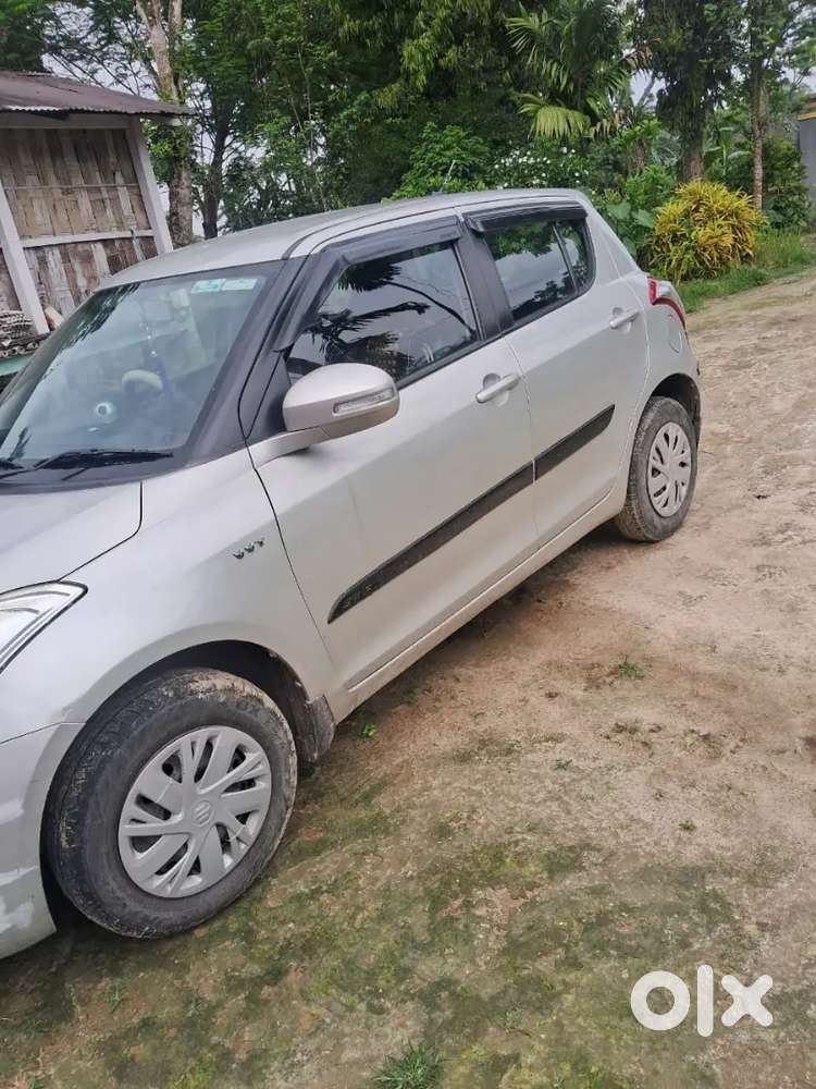 Maruti Swift Vxi 2015