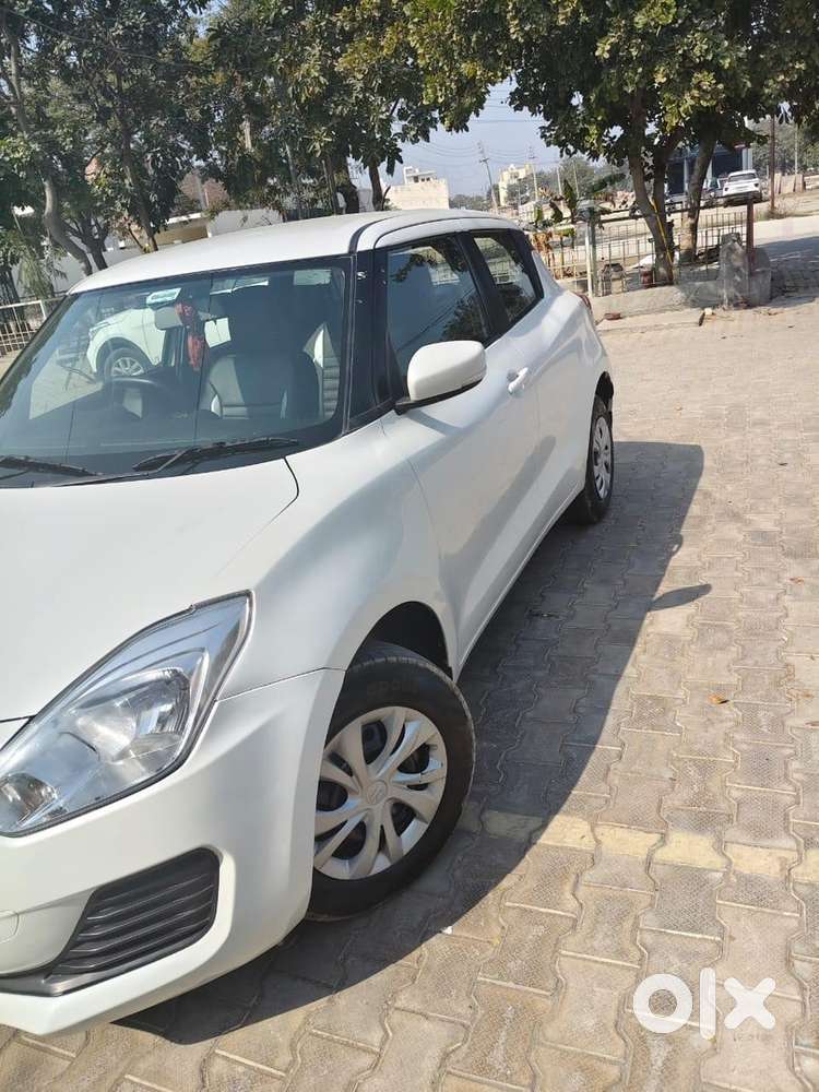 Maruti Suzuki Swift Vxi 2020