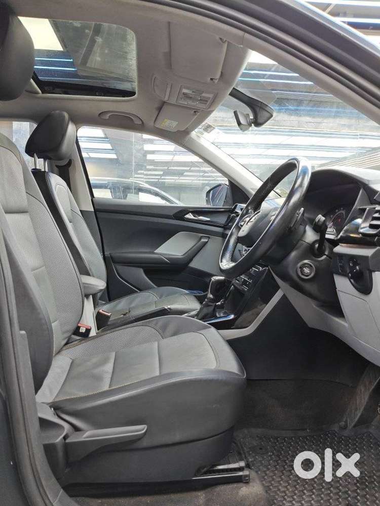 Skoda Kushaq 1.0 Tsi Style At (6 Airbags), 2021, Petrol