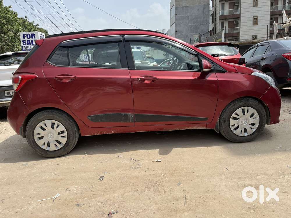 Hyundai Grand I10 1.2 Kappa Sportz (o), 2017, Cng & Hybrids