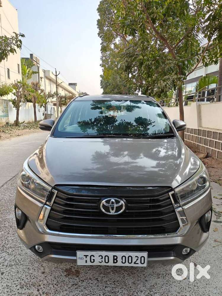 Toyota Innova Crysta 2.4 V, 2018, Diesel
