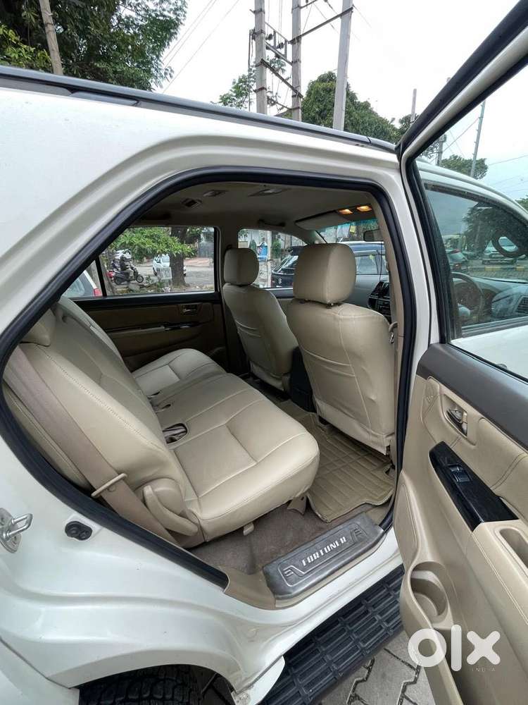 Toyota Fortuner 2011-2016 4x2 At, 2013, Diesel