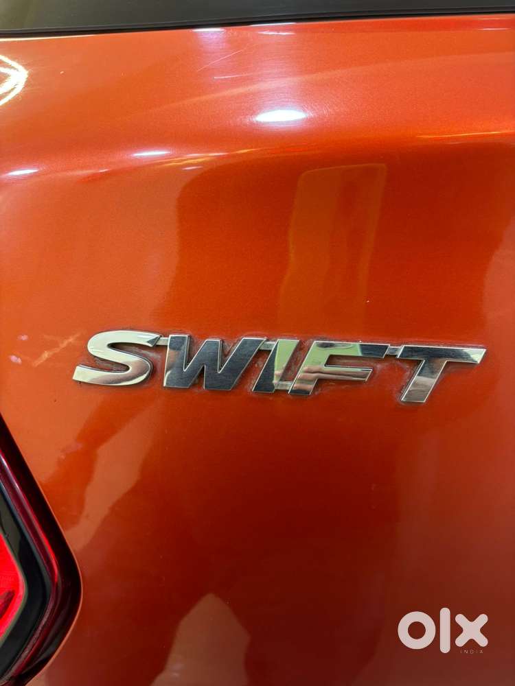 Maruti Suzuki Swift Vxi + Manual, 2021, Petrol