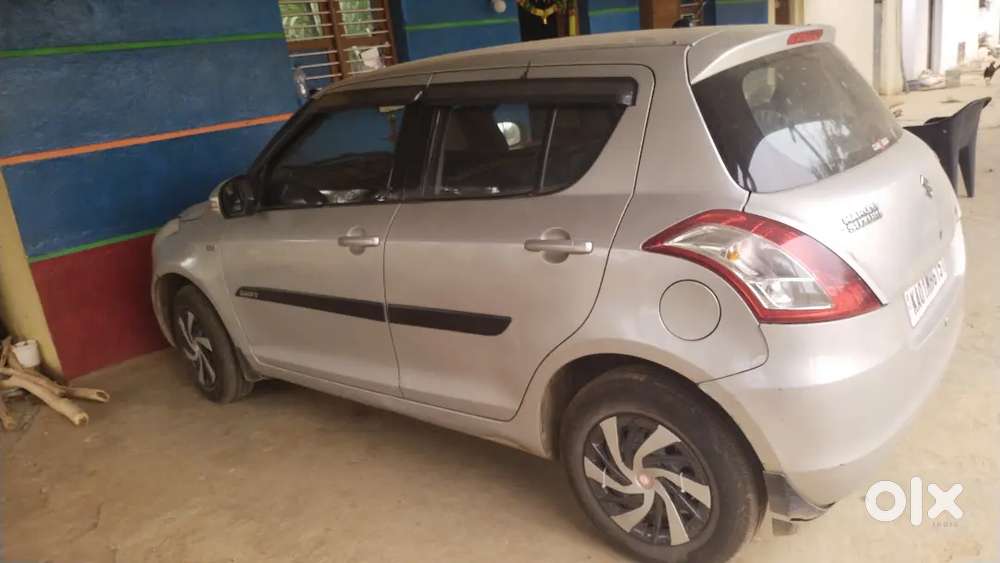 Maruti Suzuki Swift 2012 Diesel 130000 Km Driven