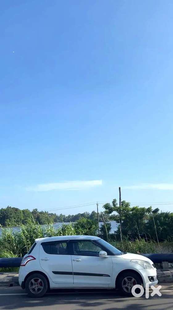 Swift Maruti Suzuki 2012