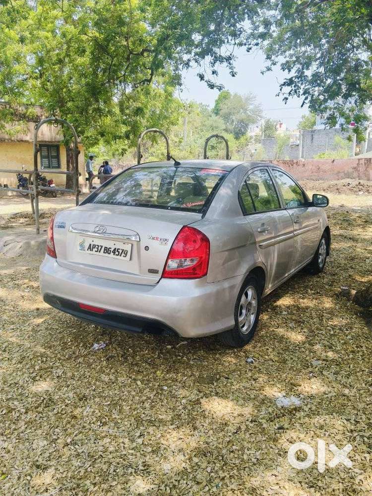 Hyundai Verna Crdi Vgt Sx 1.5, 2011, Diesel