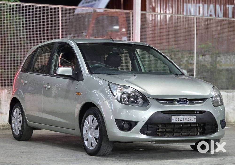 Ford Figo, 2010, Petrol