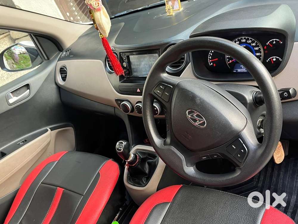 Hyundai Grand I10 2017 Petrol Well Maintained