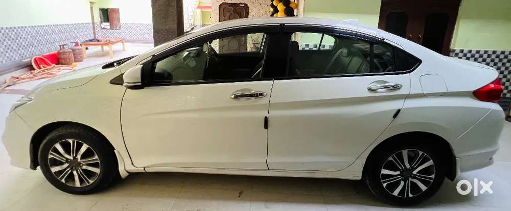 Honda City 1.5 V 2018