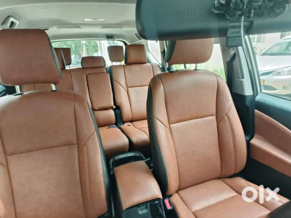 Toyota Innova Crysta 2.4 Gx 2023