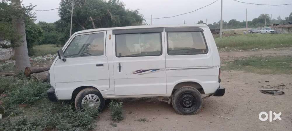 Maruti Suzuki Omni 8-seater 2016