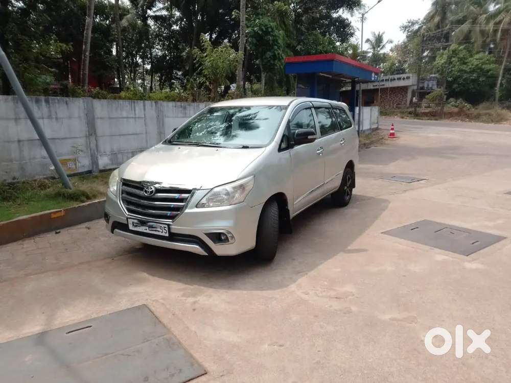 Toyota Innova 2010 Diesel 282711 Km Driven