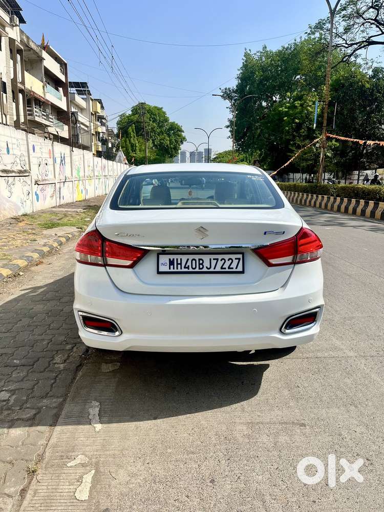 Maruti Suzuki Ciaz Smart Hybrid Alpha , 2019, Petrol