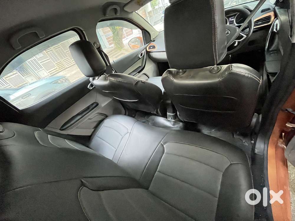 Tata Tiago, 2017, Petrol