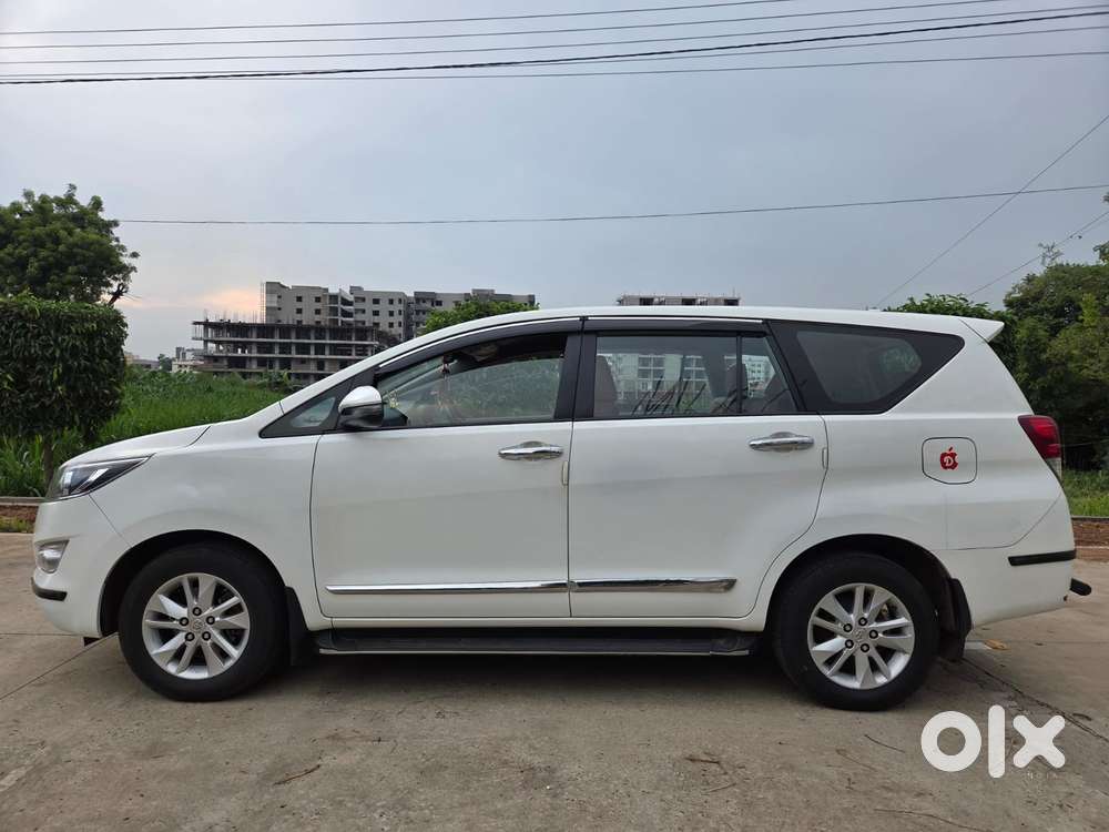 Toyota Innova Crysta 2.4 G Mt 7 Str, 2020, Diesel