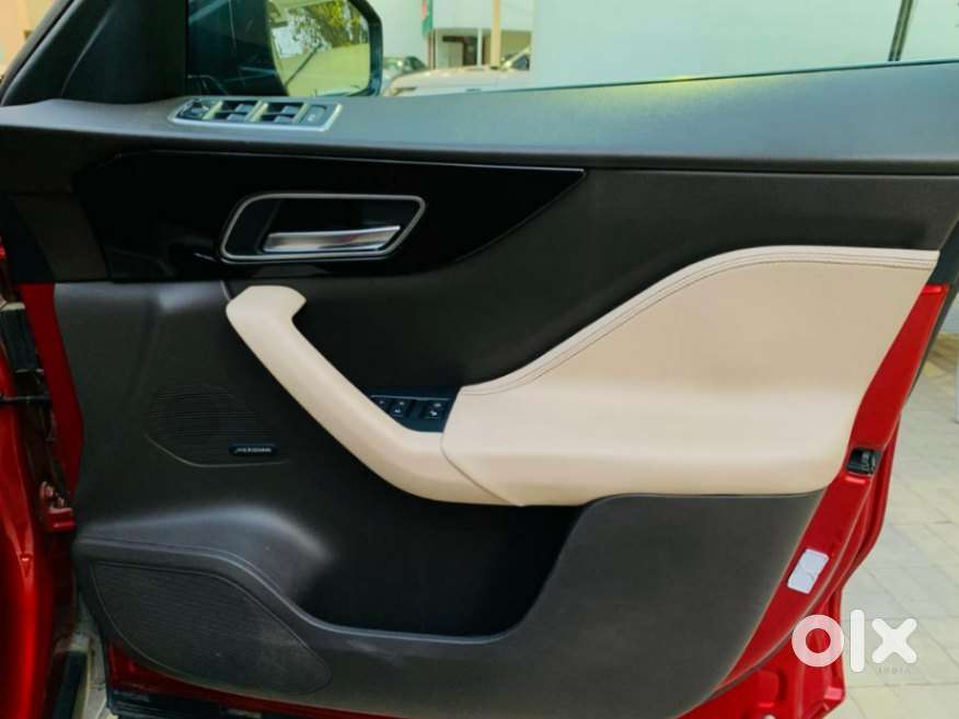 Jaguar F-pace Prestige 2.0 Petrol, 2019, Petrol