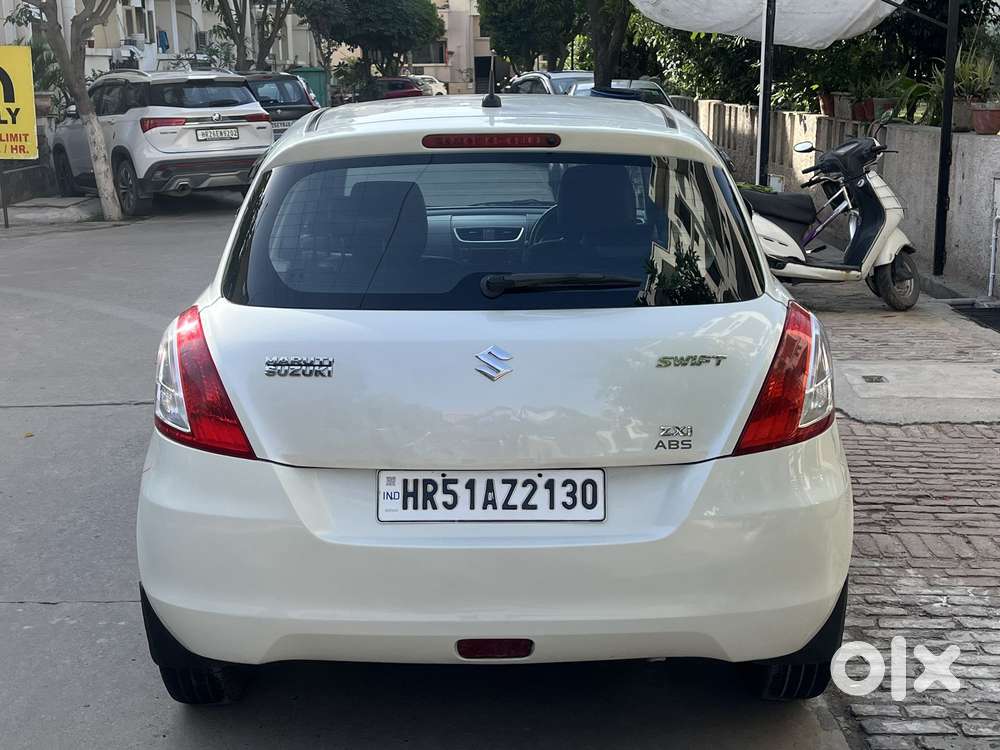 Maruti Suzuki Swift Vvt Zxi, 2014, Petrol