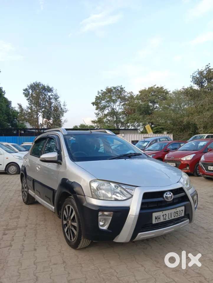 Toyota Etios Cross 1.2l G, 2015, Petrol