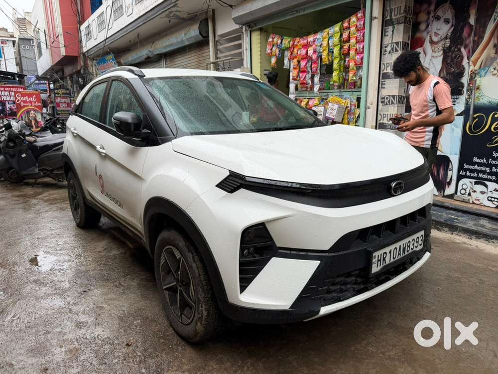 Tata Nexon Petrol Manual 2025