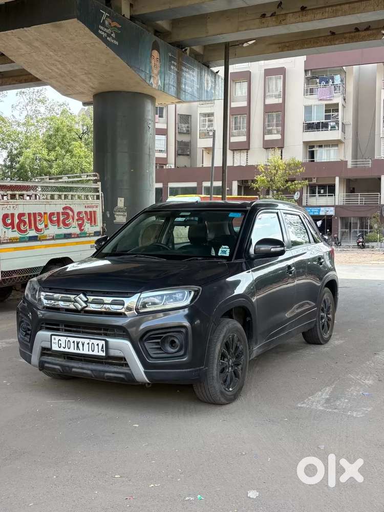 Maruti Suzuki Vitara Brezza 1.5 Zxi At, 2020, Petrol
