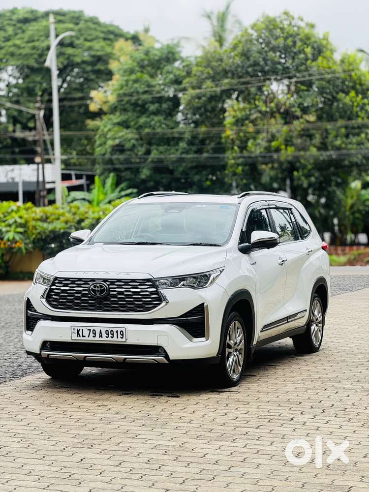 Toyota Innova Hycross 2.0 Zx Hybrid 7 Str, 2024, Electric