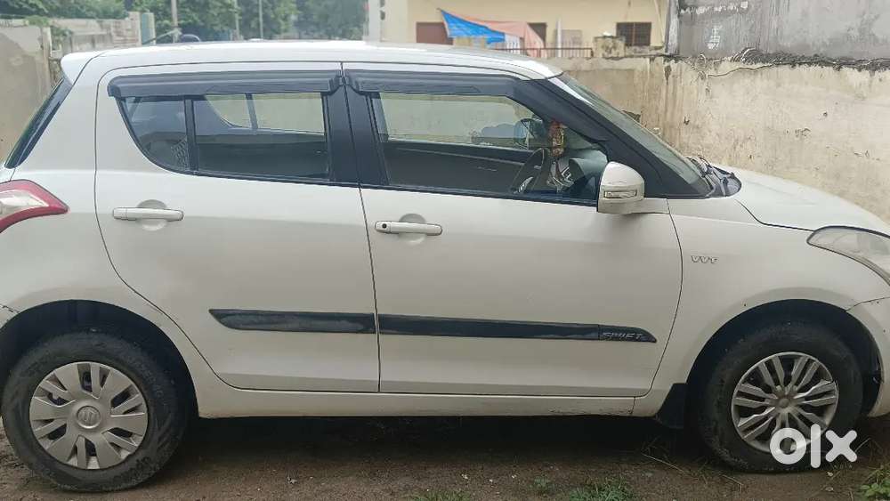 Maruti Suzuki Swift 2012