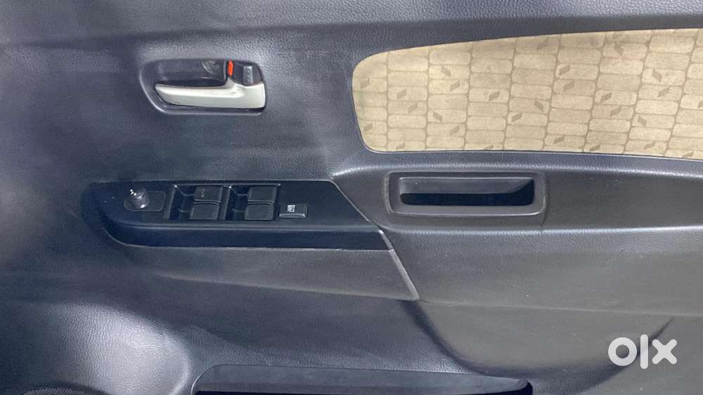 Maruti Suzuki Wagon R 1.0 Vxi, 2018, Petrol