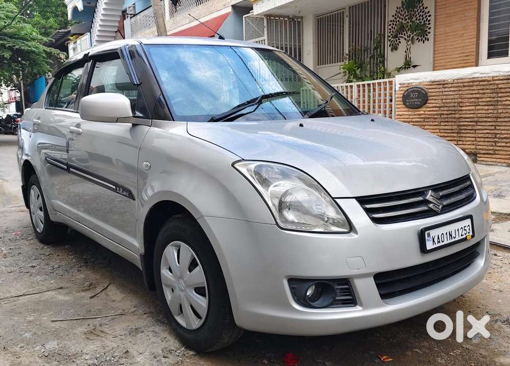 Maruti Suzuki Swift Dzire 1.2 Vxi Bsiv, 2011