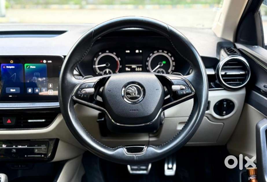 Skoda Slavia 1.0 Ambition Tsi At, 2025, Petrol