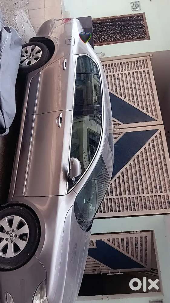 Skoda Superb Elegance 2011