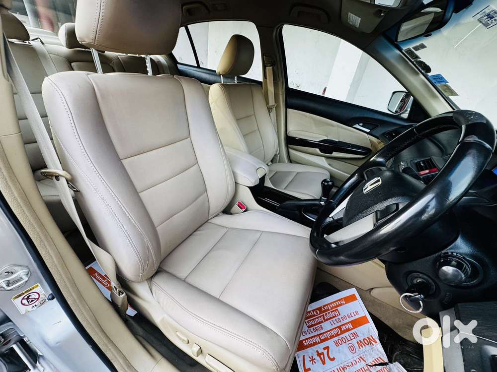 Honda Accord 2.4 Manual, 2011, Petrol