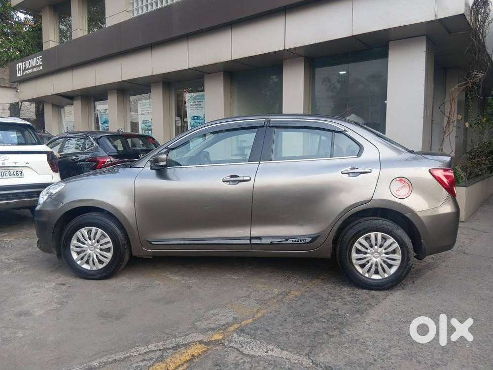Maruti Suzuki Swift Dzire Vxi Optional, 2020, Petrol