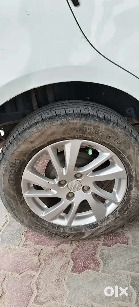 Maruti Suzuki Swift Zxi 2011 Petrol