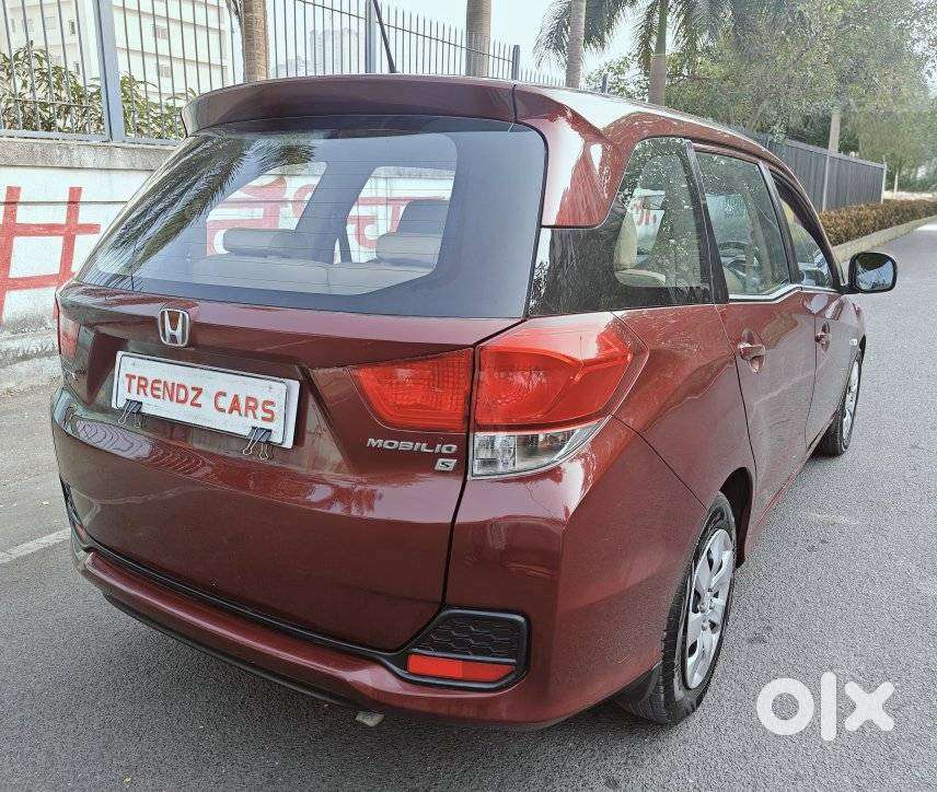 Honda Mobilio 1.5 S I-vtec Mt, 2016, Petrol