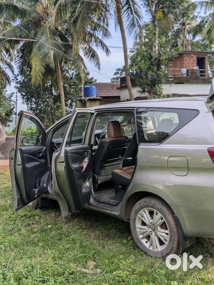 Toyota Innova Crysta 2.4z Automatic 2020 Deisel
