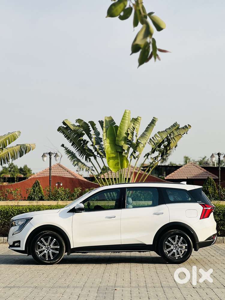 Mahindra Xuv700 2.2 Ax 7 Diesel At Luxury Pack Str, 2024, Diesel