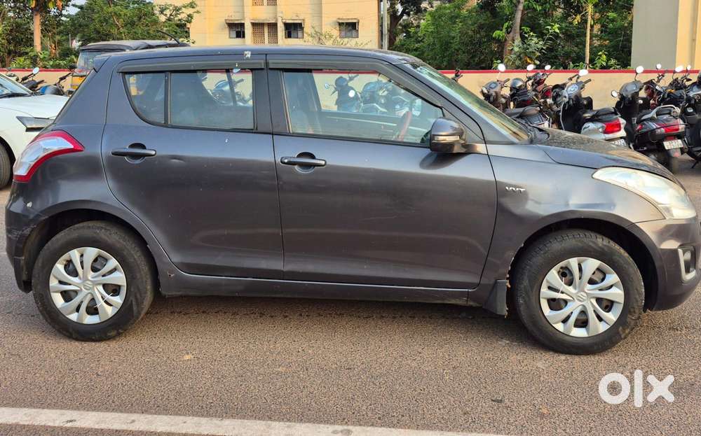 Maruti Suzuki Swift Vxi Optional, 2017, Petrol