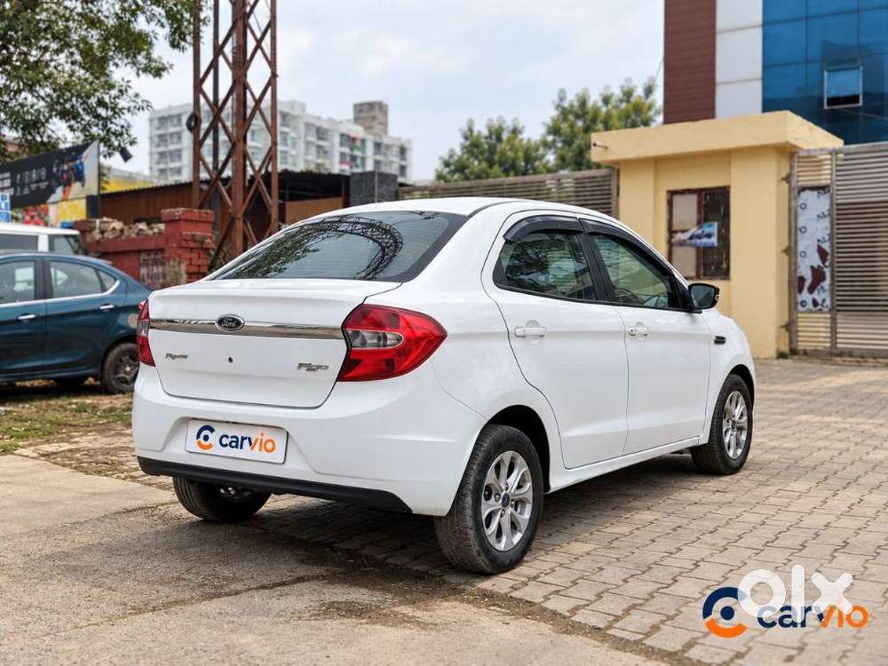 Ford Aspire Titatinium Blu Ti-vct, 2016