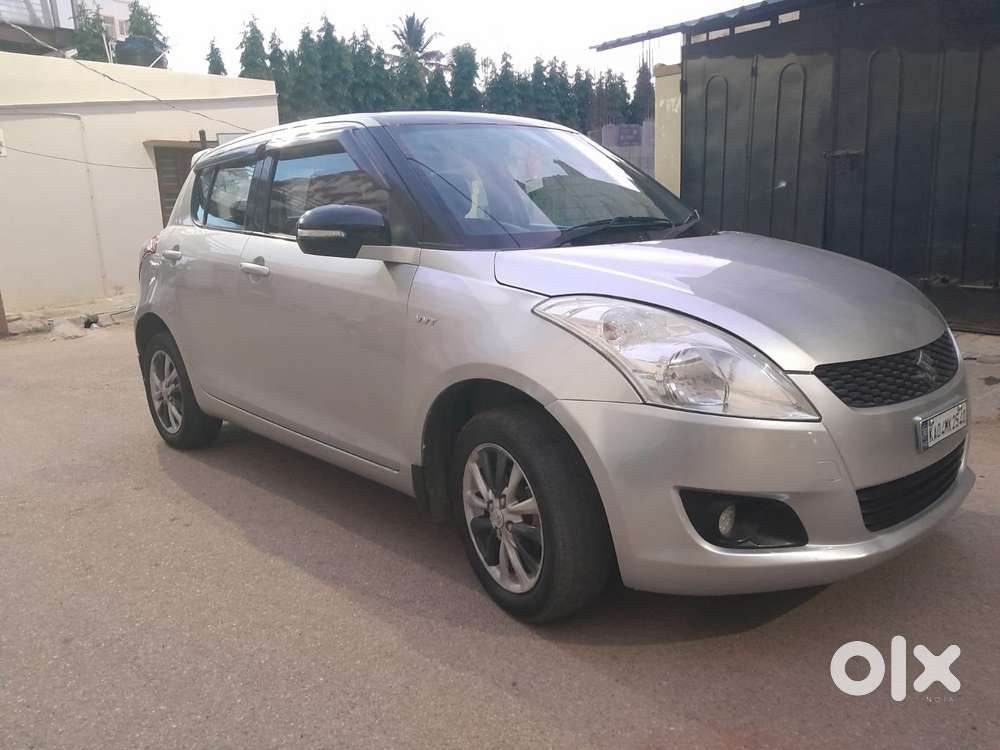 Maruti Suzuki Swift Vxi Optional, 2012, Petrol