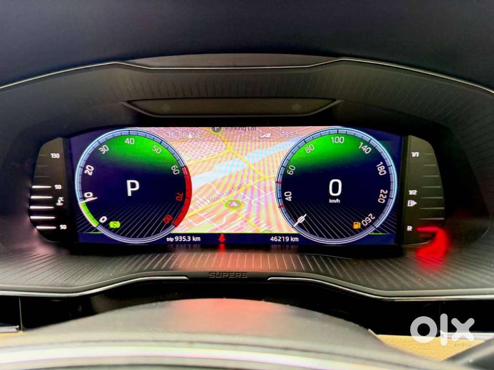 Skoda Superb 2.0 L&k Tsi At, 2022, Petrol