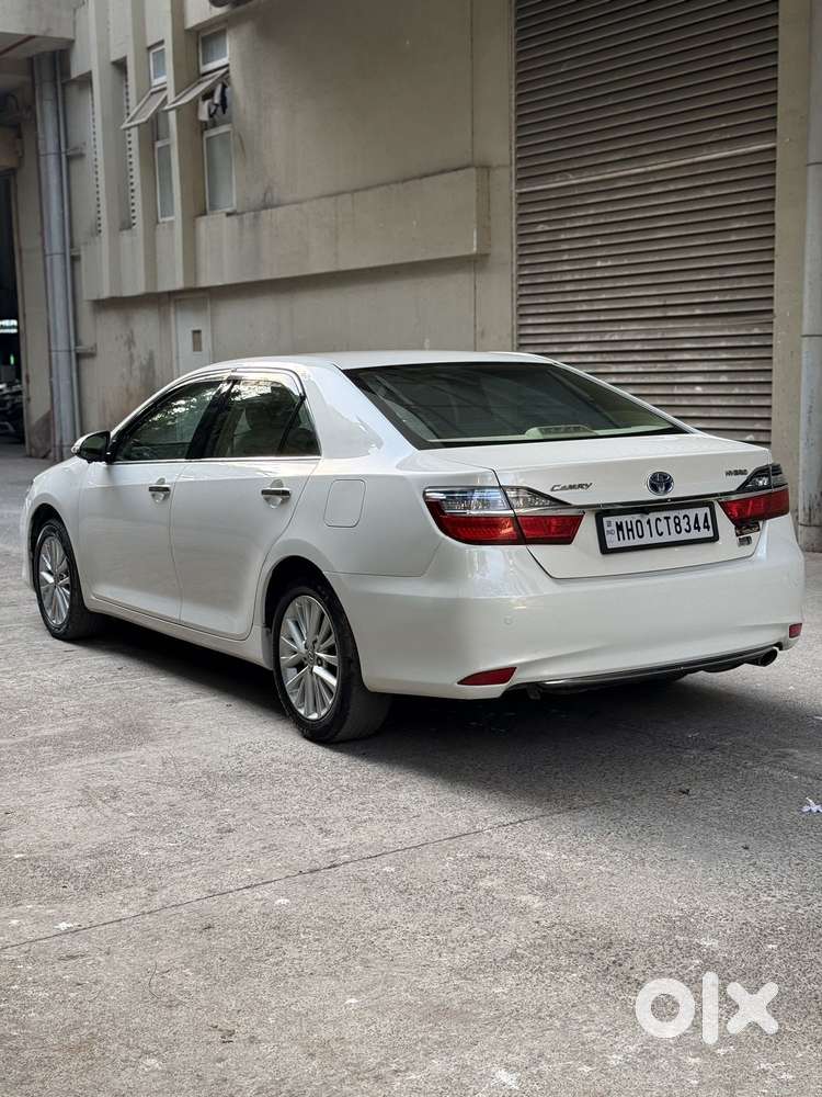 Toyota Camry Hybrid 2.5, 2018, Petrol