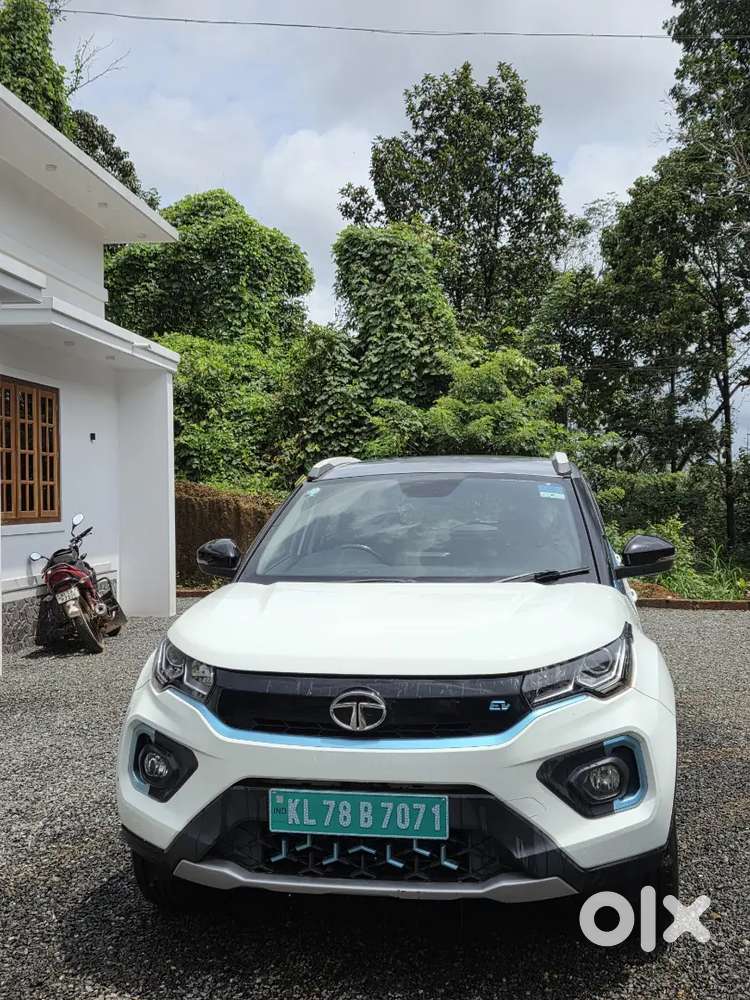 Tata Nexon Ev Ziptron