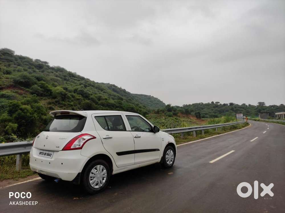 Maruti Suzuki Swift 2015 Petrol 45000 Km Driven