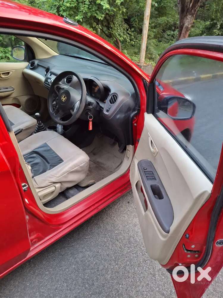 Honda Brio Mt 2012