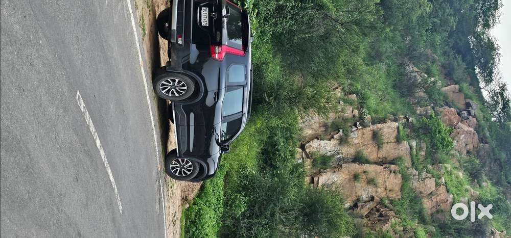 Scorpio-n Z4 4x4 2023 Model 175000 Lakh