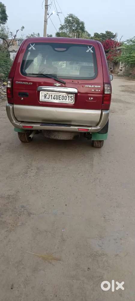 Chevrolet Tavera 2012 Diesel 150000 Km Driven