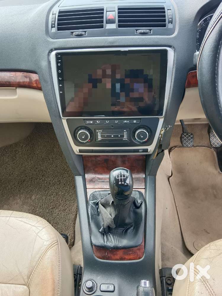 Skoda Laura 2.0 Elegance Tdi Cr, 2010, Diesel