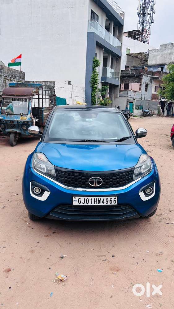 Tata Nexon Petrol 2018