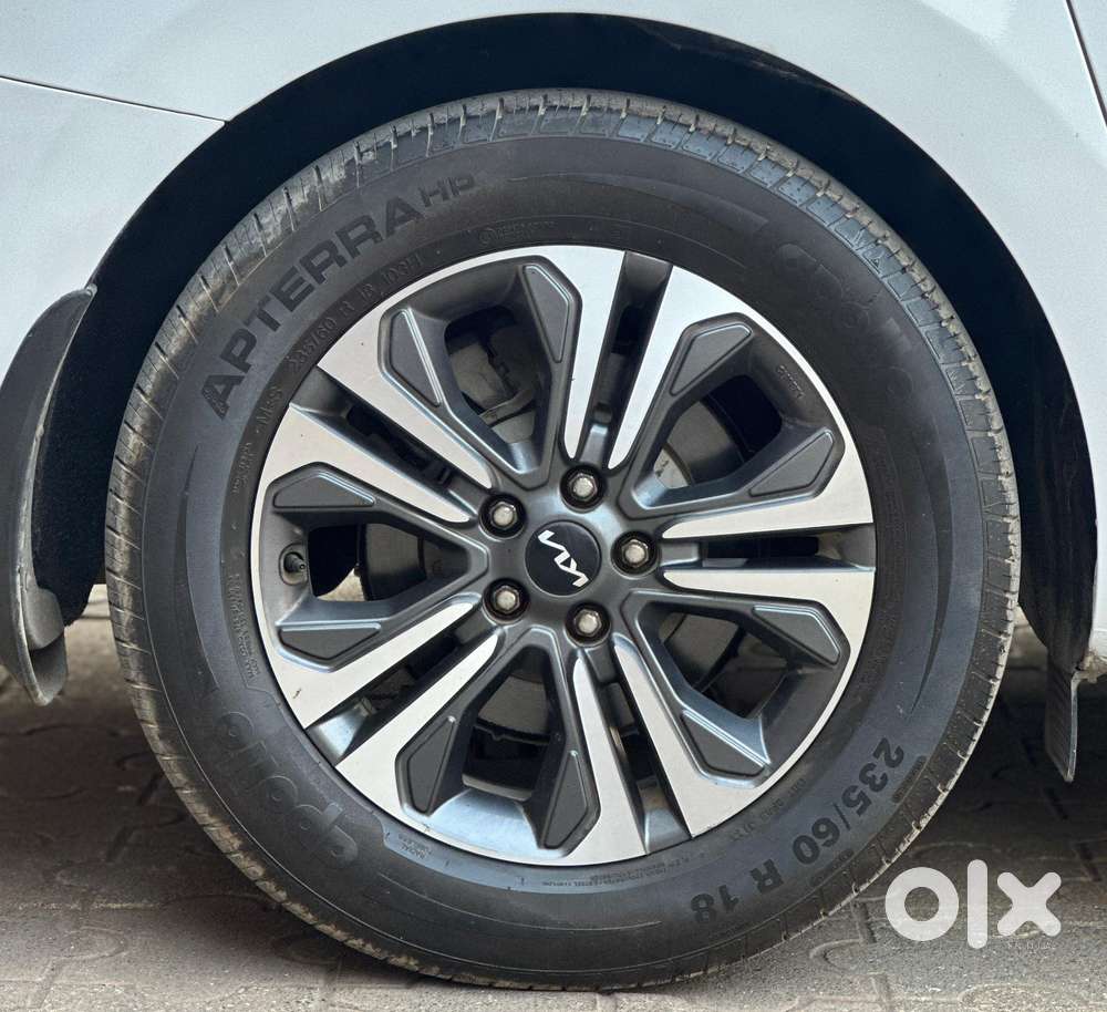 Kia Carnival Prestige, 2022, Diesel