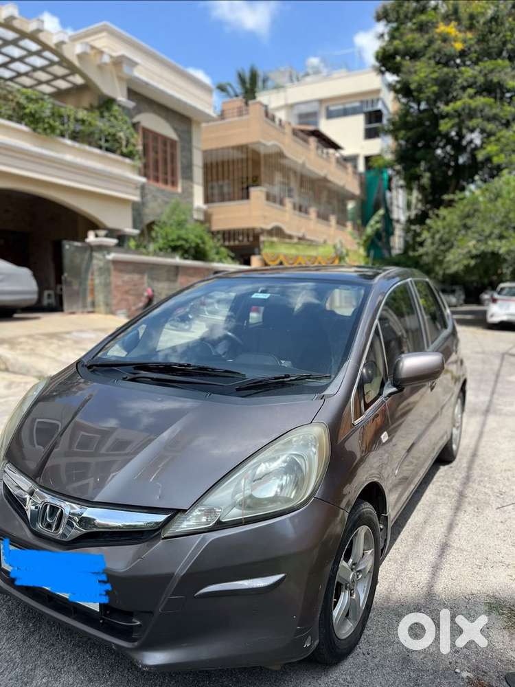 Car For Sale Honda Jazz 2011   Very Nice Condition. Very Well Driven